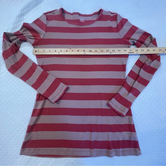 GAP. Sz: M. Red/Tan horizontal striped. 60% Cotton/40% Modal 🤩 long sleeve - Picture 10 of 13